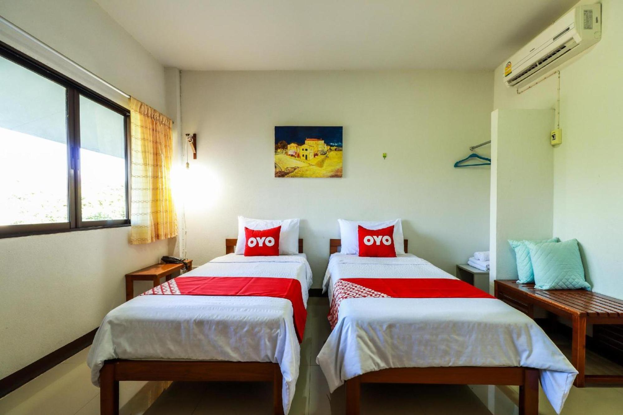 Dnk Baan Suan Hotel Lamphun Luaran gambar