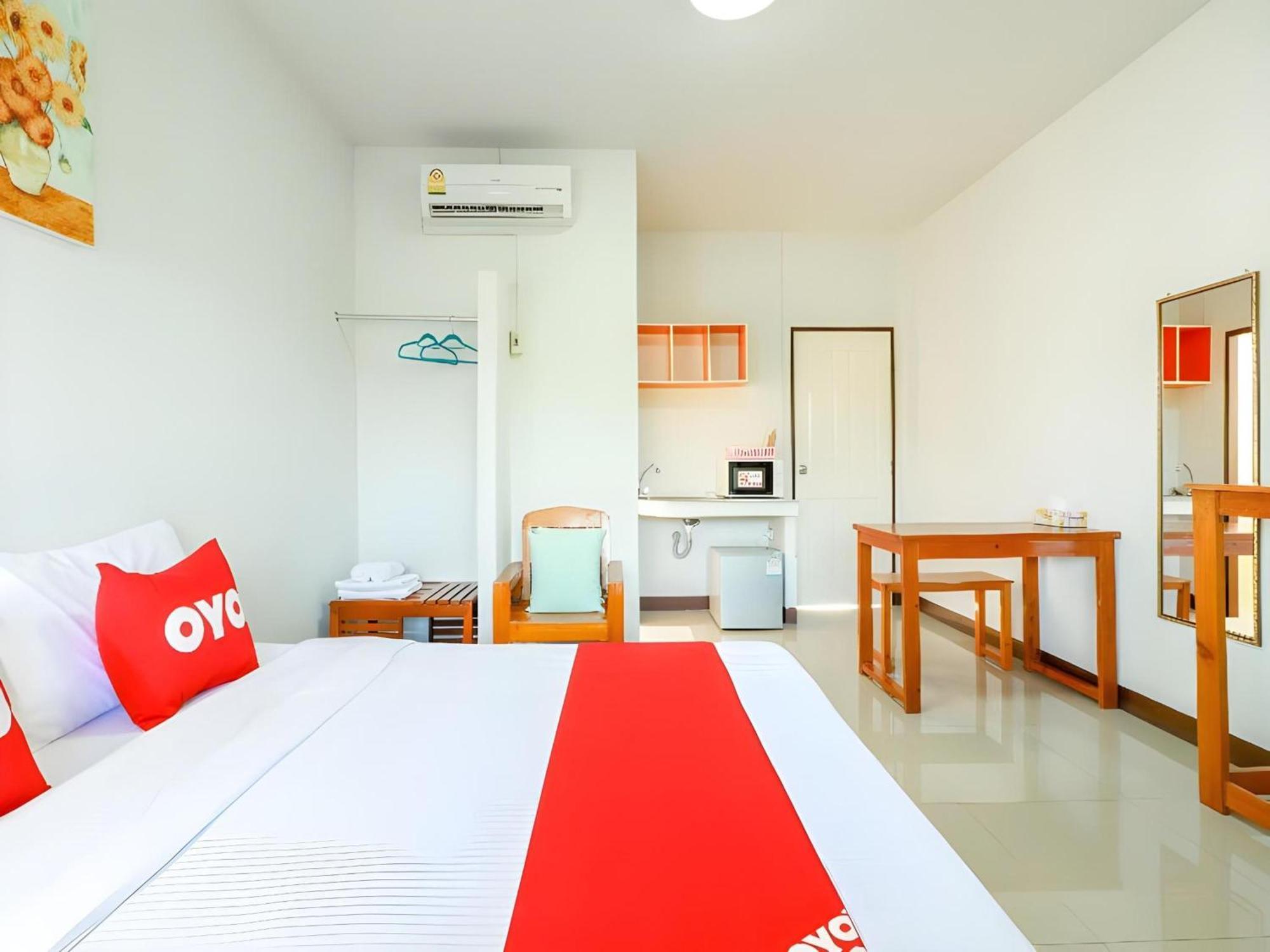 Dnk Baan Suan Hotel Lamphun Luaran gambar